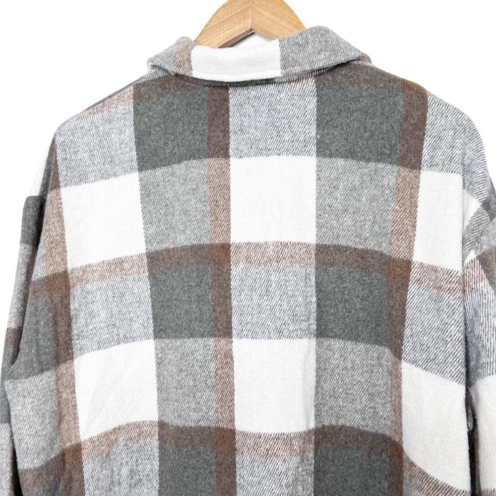 KatyDID Womens Plaid Shacket Long‎ Sleeve Button Down Oversized Shirt Jacket - Picture 12 of 16